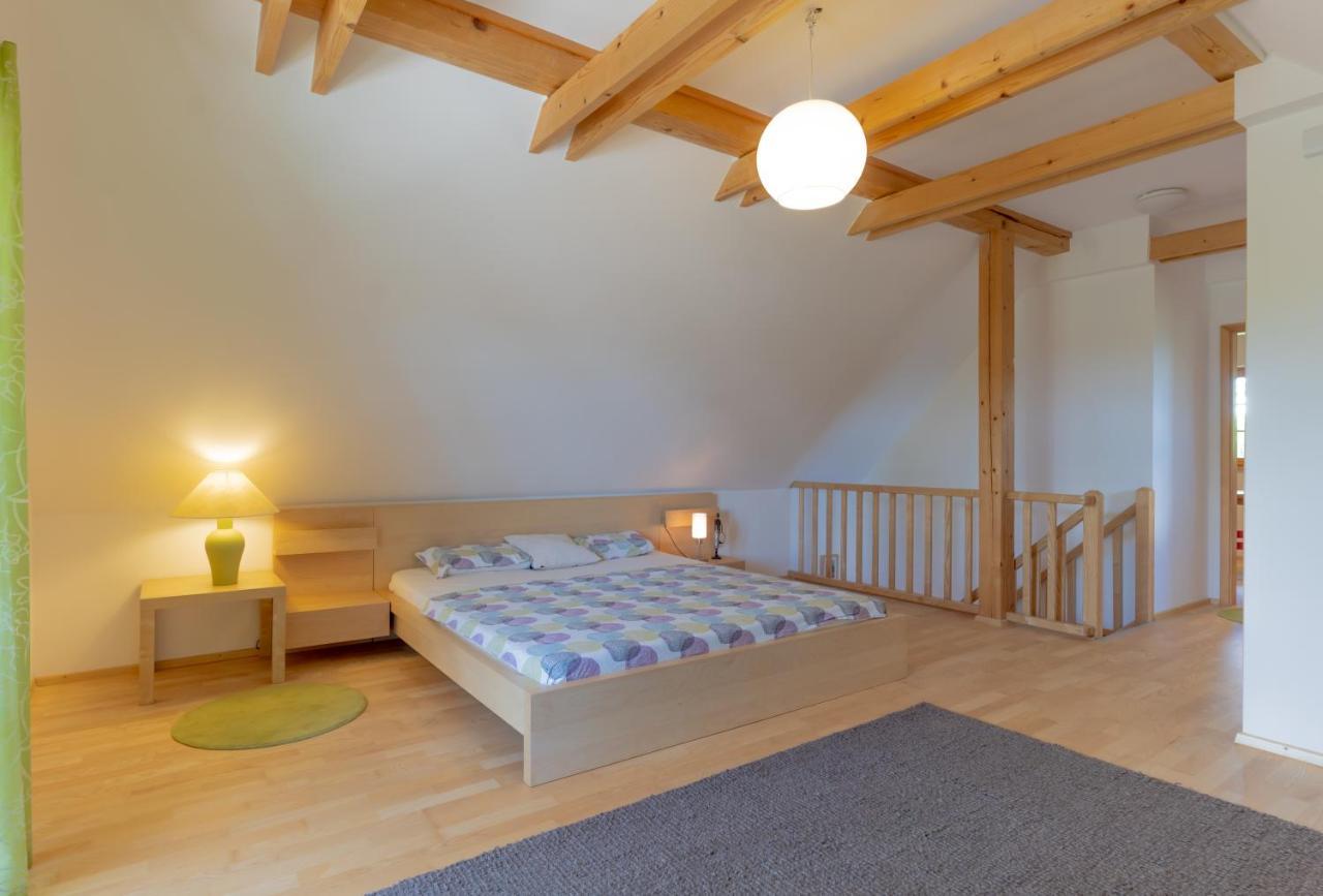 Chalet Haloze Pristava Eksteriør bilde